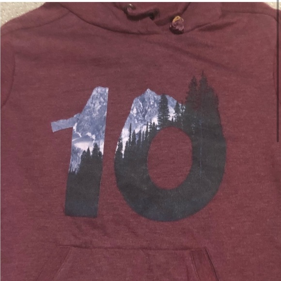 TenTree Burgundy hoodie size medium - Picture 2 of 6